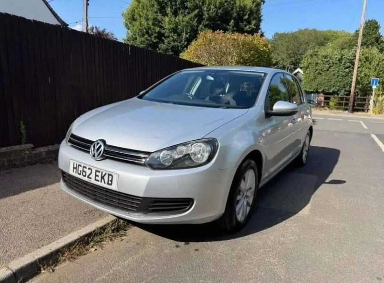 Volkswagen Golf 2012 photo 3