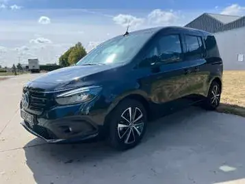 Mercedes-Benz Eqt