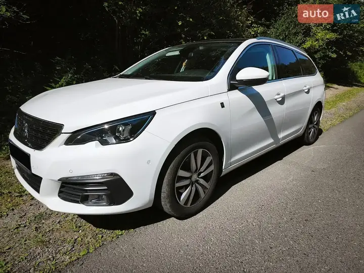 Peugeot 308 2018 photo 4