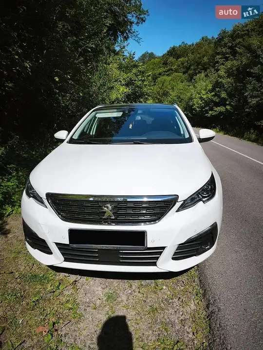 Peugeot 308 2018 photo 3