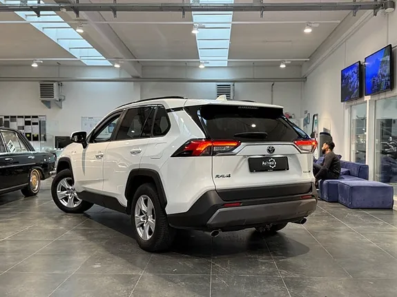 Toyota Rav4 2019 photo 5