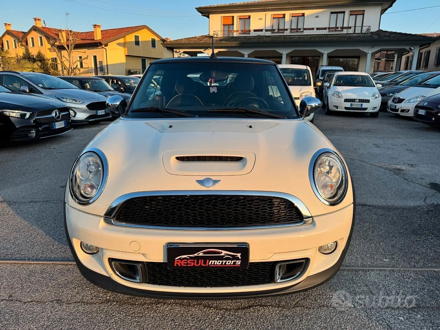 Mini Cooper S Coupe 2011 photo 2