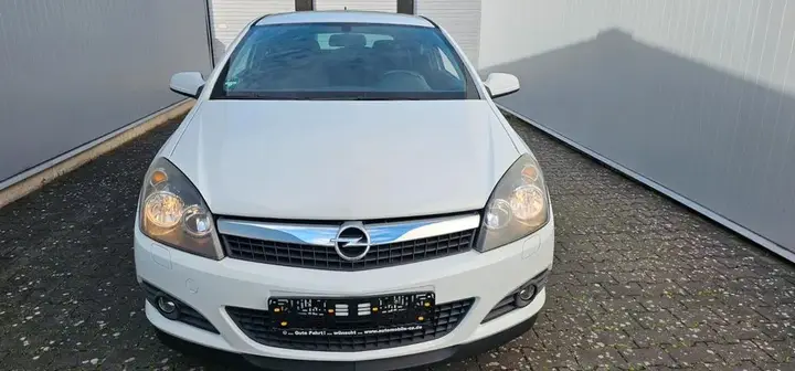 Opel Astra Gtc
