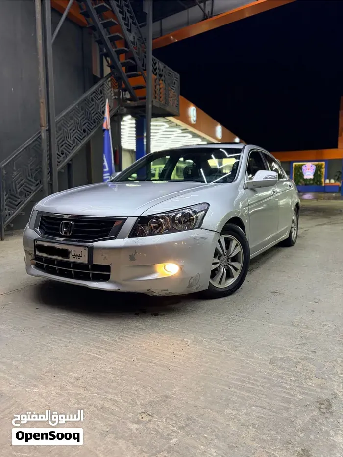 Honda Accord 2010 photo 2