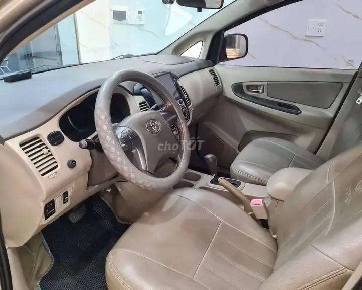 Toyota Innova 2015 photo 2