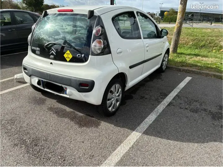 Citroen C1 2011 photo 4