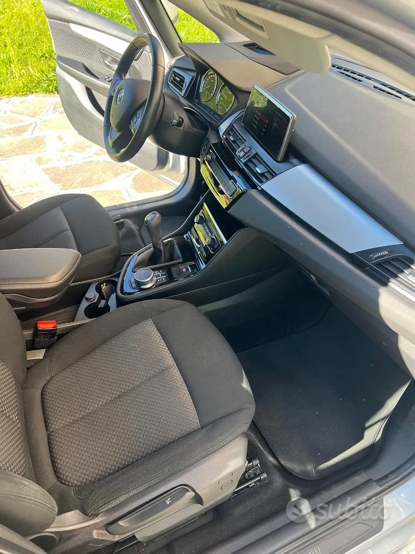 BMW 216 Active Tourer 2018 photo 5