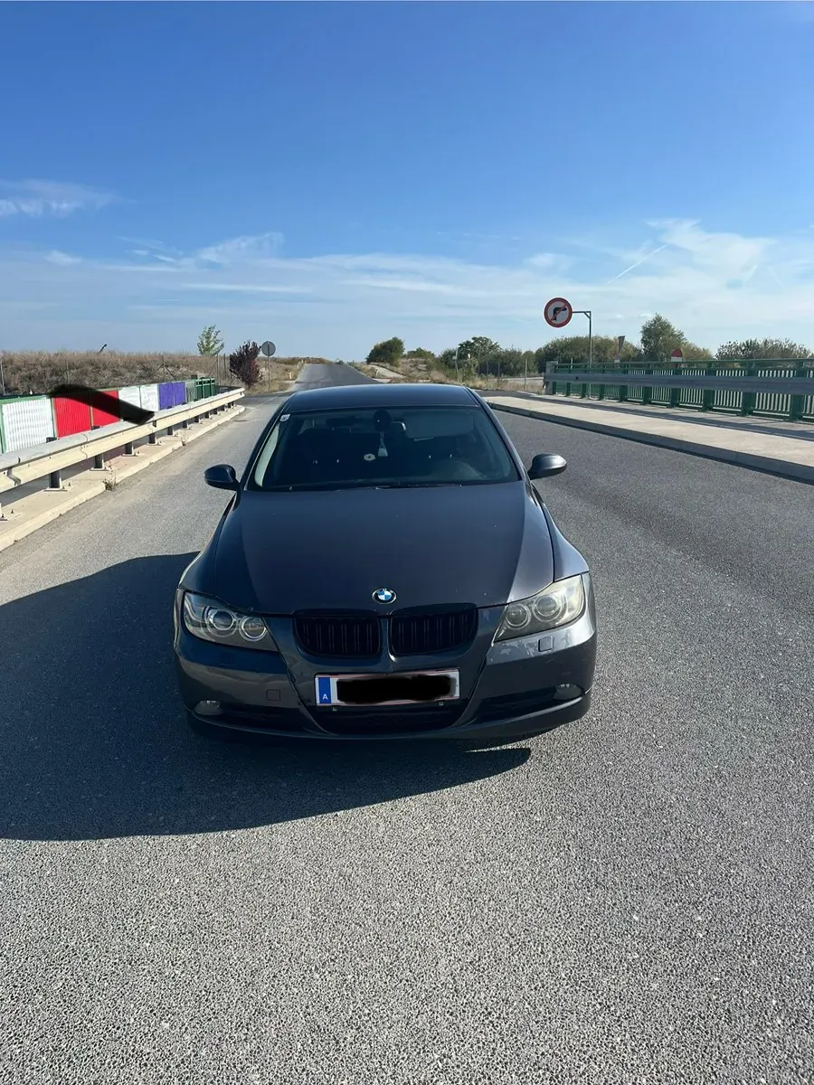 BMW 3 Series 2006 photo 3