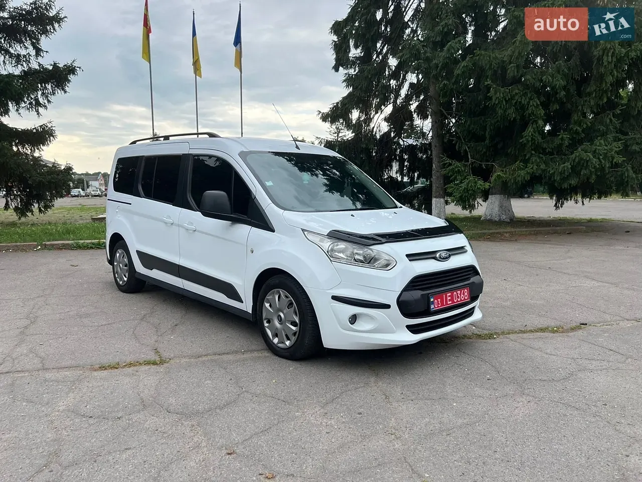 Ford Tourneo Connect 2015 photo 2
