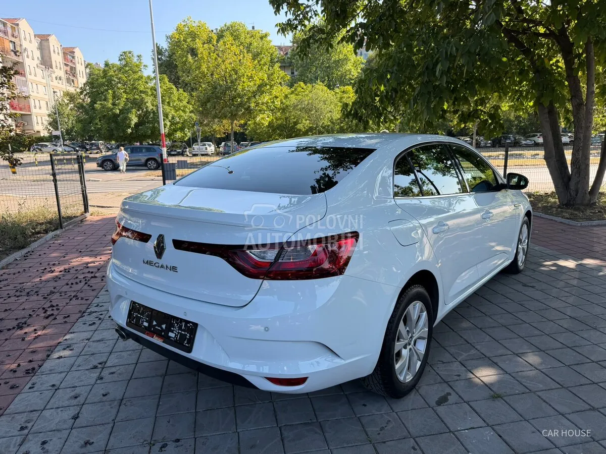 Renault Megane 2019 photo 5