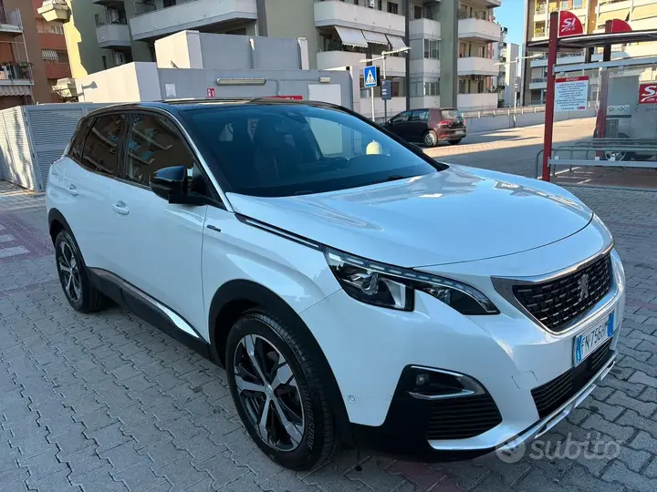 Peugeot 3008 2018 photo 2