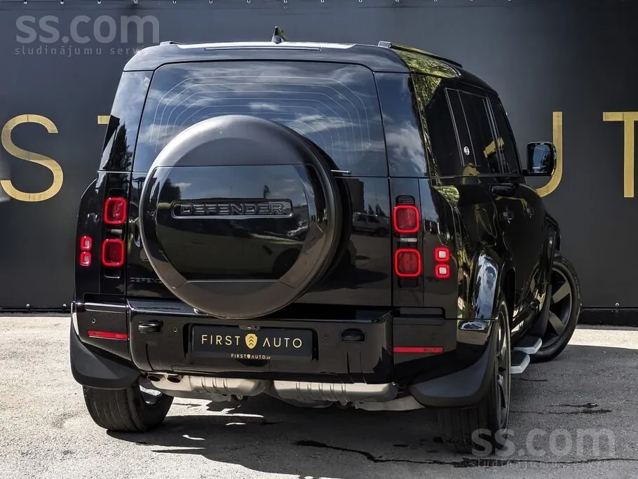 Land Rover Defender 2023 photo 4
