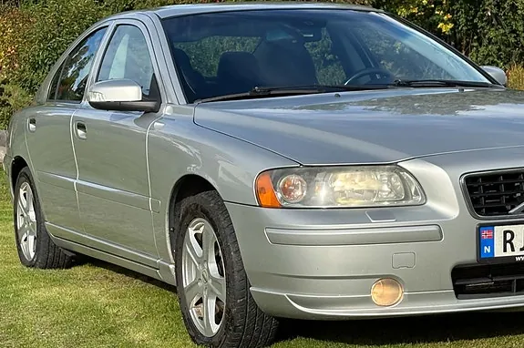 Volvo S60 2009 photo 4
