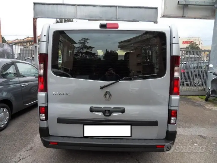 Renault Trafic 2024 photo 4