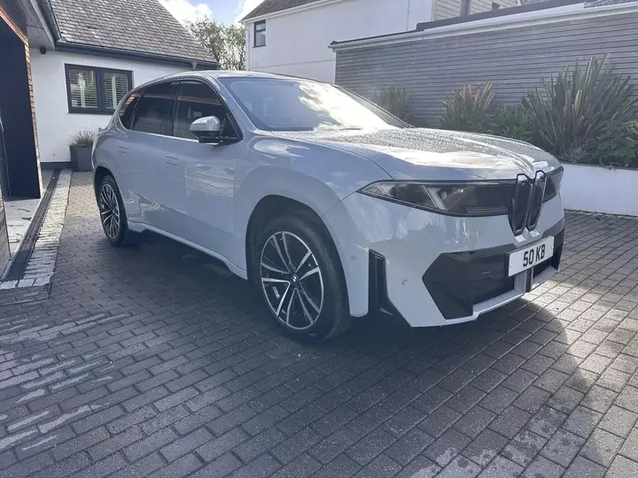 BMW Ix3 2026 photo 3