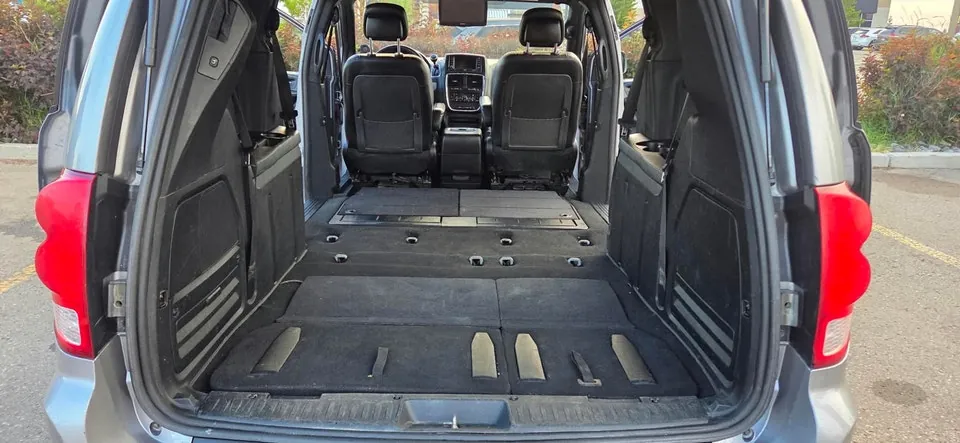 Dodge Grand Caravan 2018 photo 4