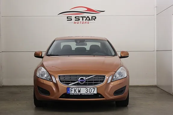 Volvo S60 2012 photo 3