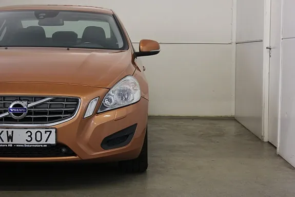Volvo S60 2012 photo 4