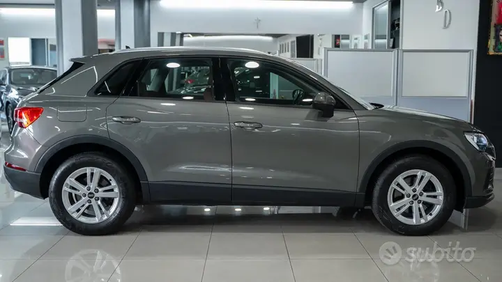 Audi Q3 2022 photo 4