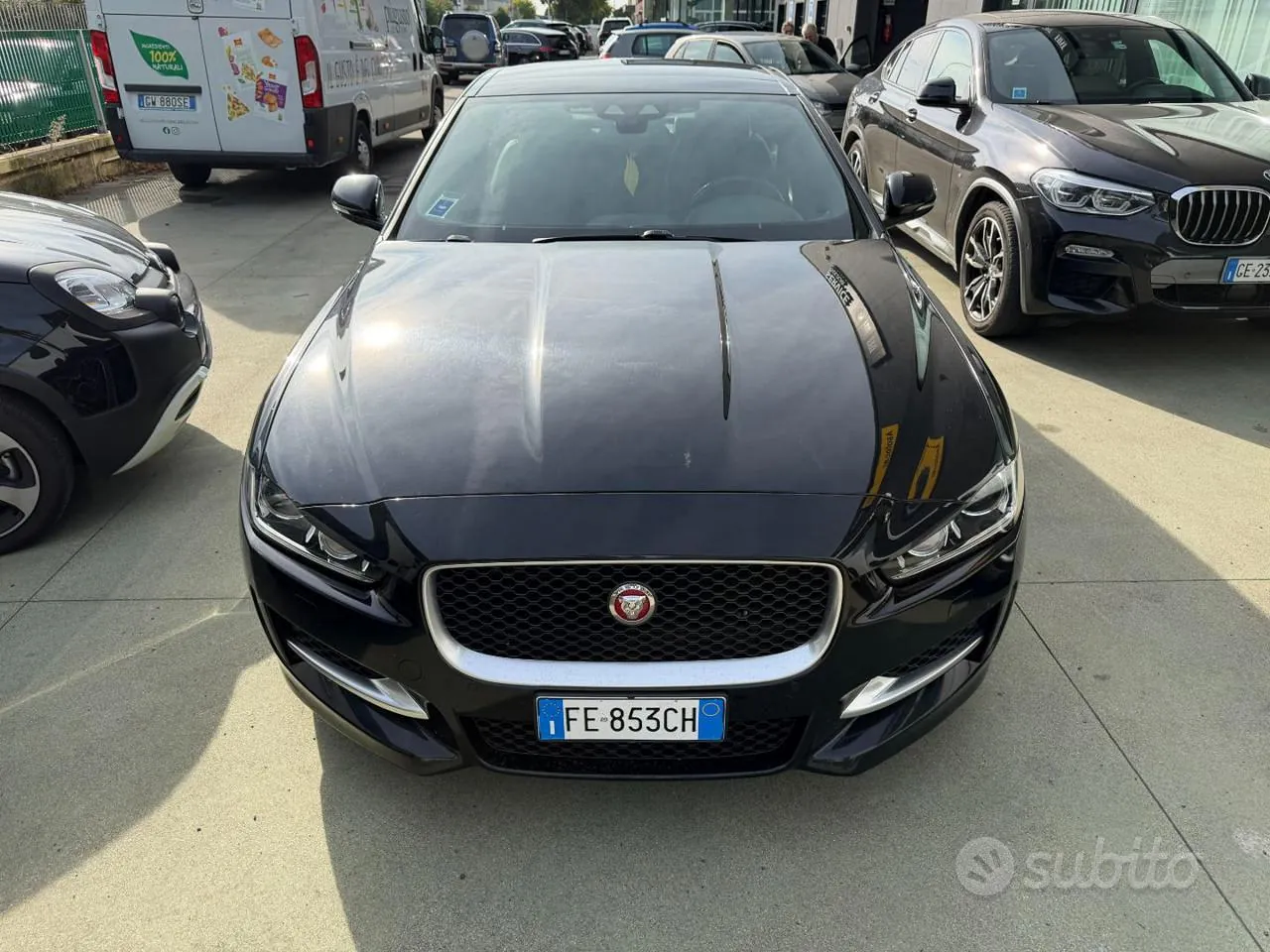 Jaguar Xe 2016 photo 2