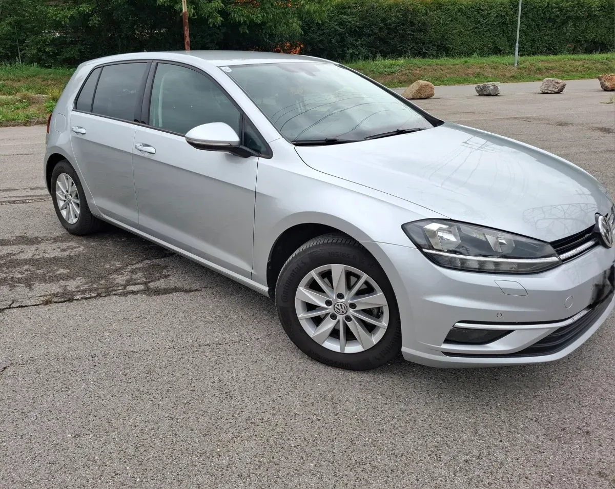 Volkswagen Golf 2019 photo 2