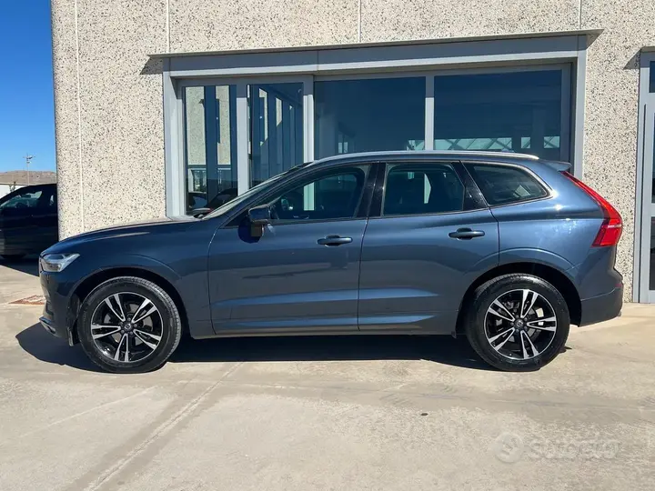 Volvo Xc60 2019 photo 2