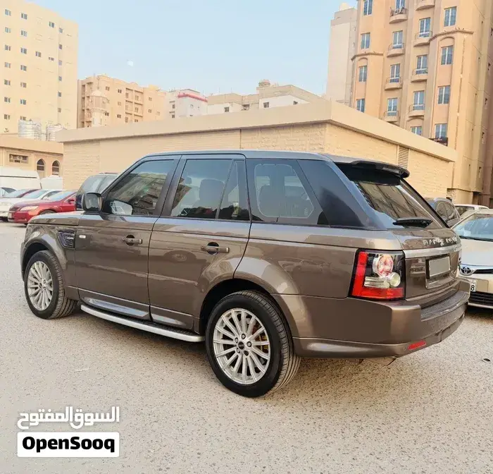 Land Rover Range Rover Sport 2013 photo 3