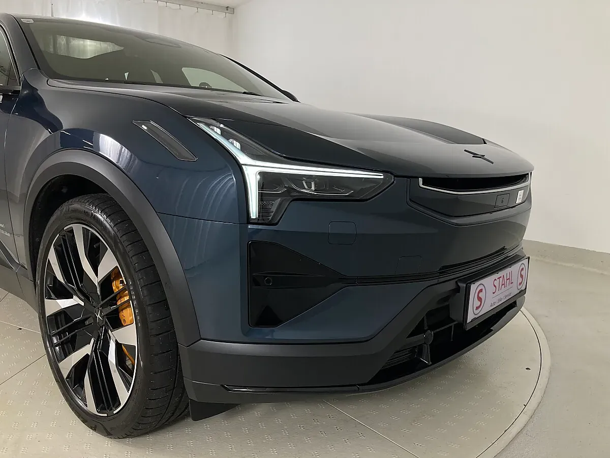 Polestar 3 2025 photo 2