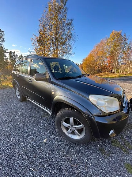 Toyota Rav4 2005 photo 4
