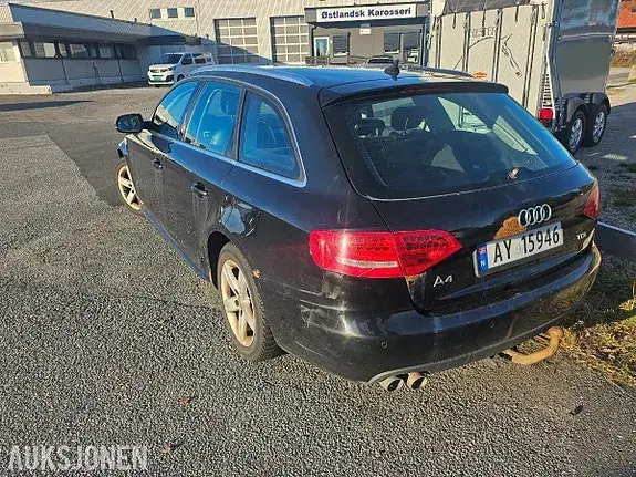 Audi A4 2012 photo 5