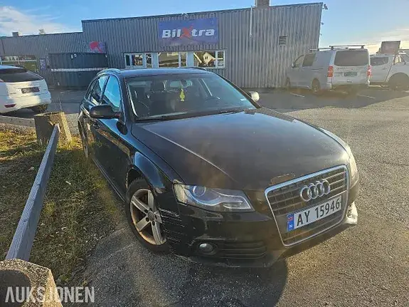 Audi A4 2012 photo 3