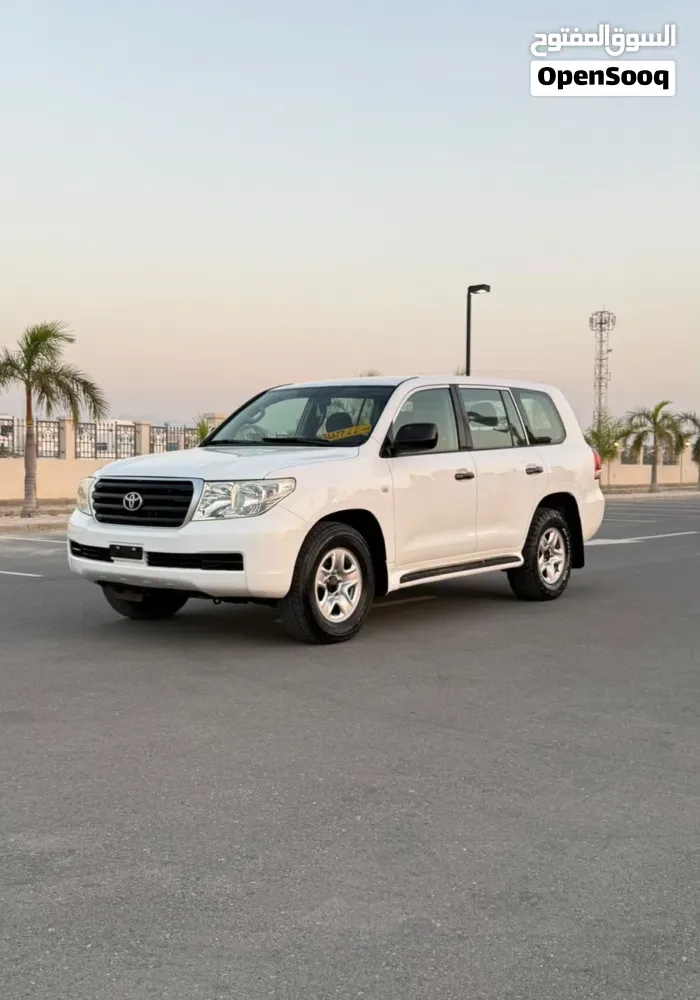 Toyota Land Cruiser 2011 photo 3