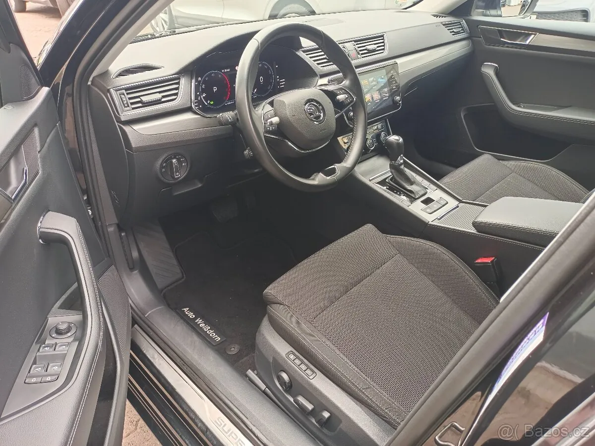Skoda Superb 2023 photo 5