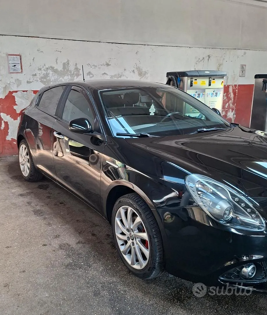 Alfa Romeo Giulietta 2017 photo 4
