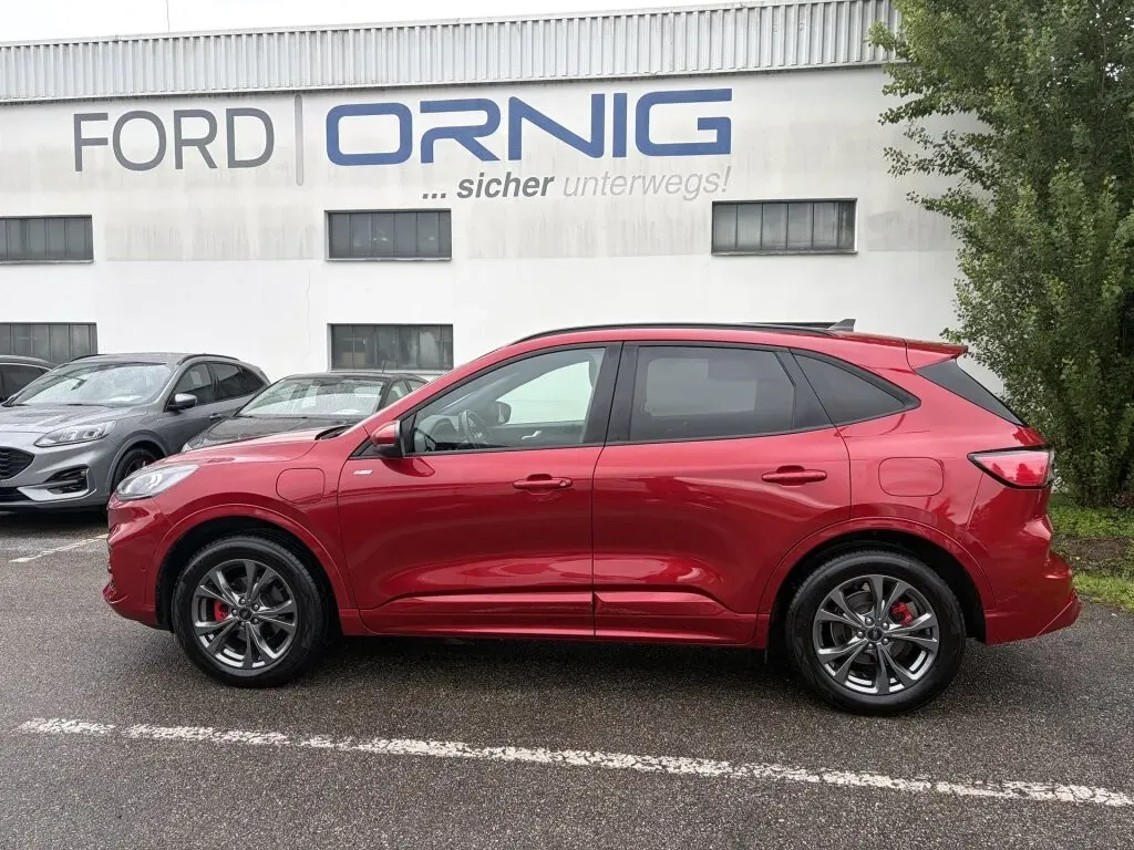 Ford Kuga 2022 photo 3