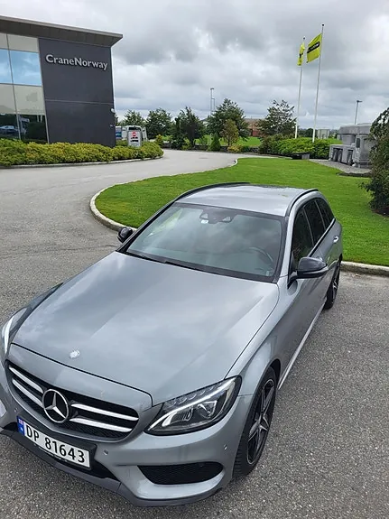 Mercedes-Benz C200 2015 photo 4