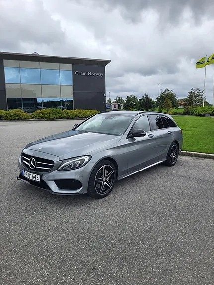 Mercedes-Benz C200 2015 photo 2