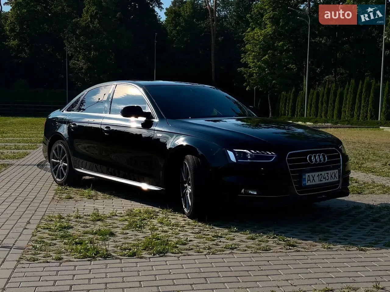 Audi A4 2015 photo 3