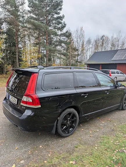 Volvo V70 2015 photo 5