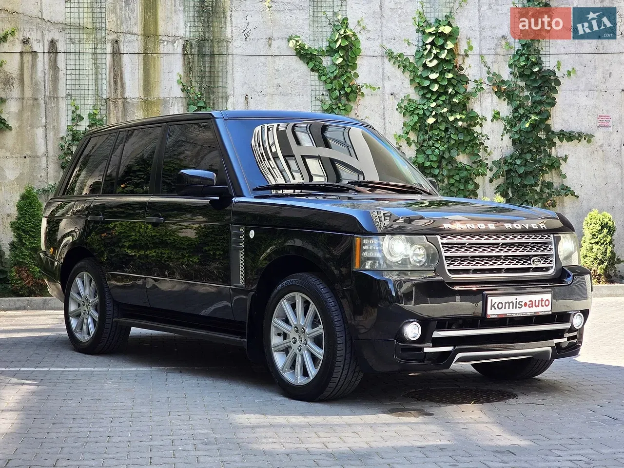 Land Rover Range Rover 2010 photo 3