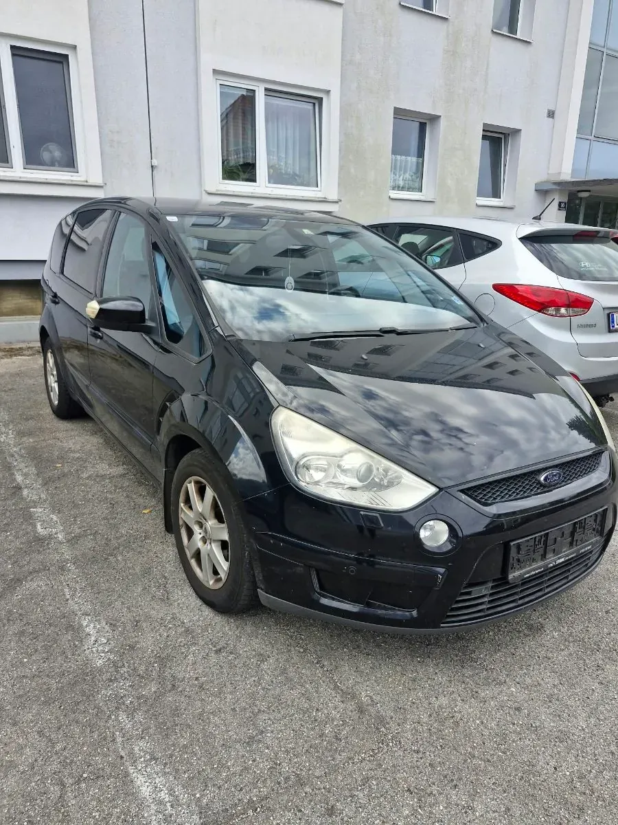 Ford S-Max