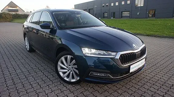 Skoda Octavia 2021 photo 3