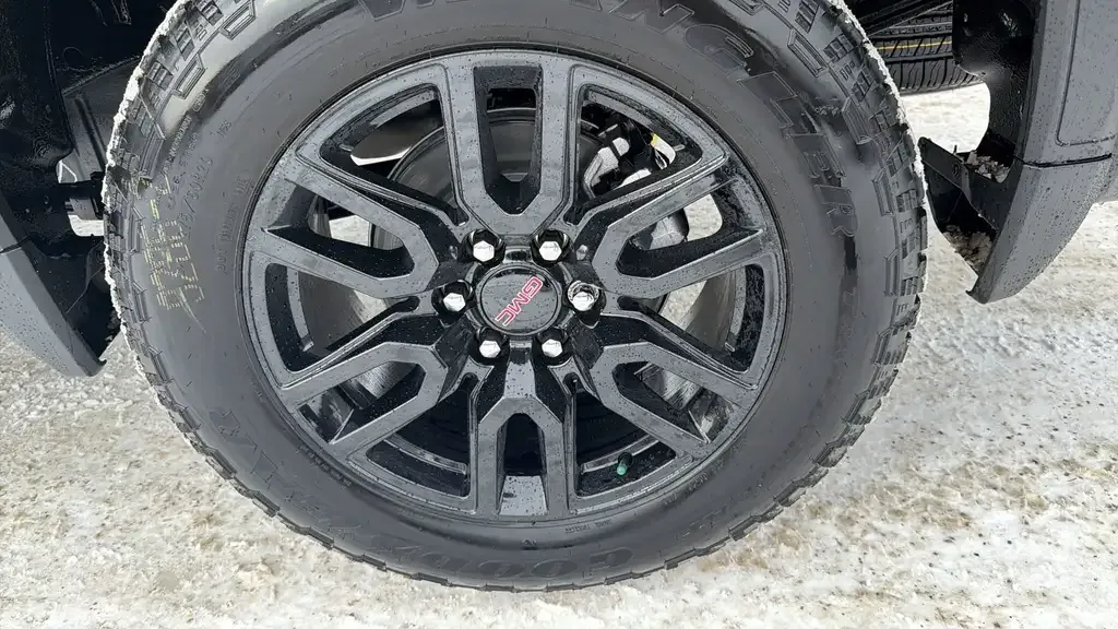 GMC Sierra 1500 2026 photo 3