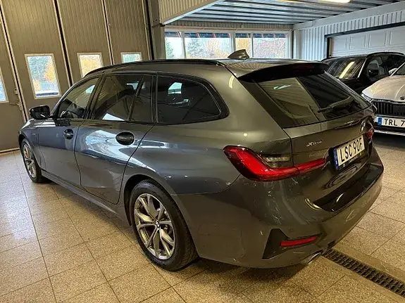 BMW 330E 2021 photo 5