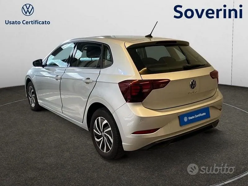Volkswagen Polo 2023 photo 2