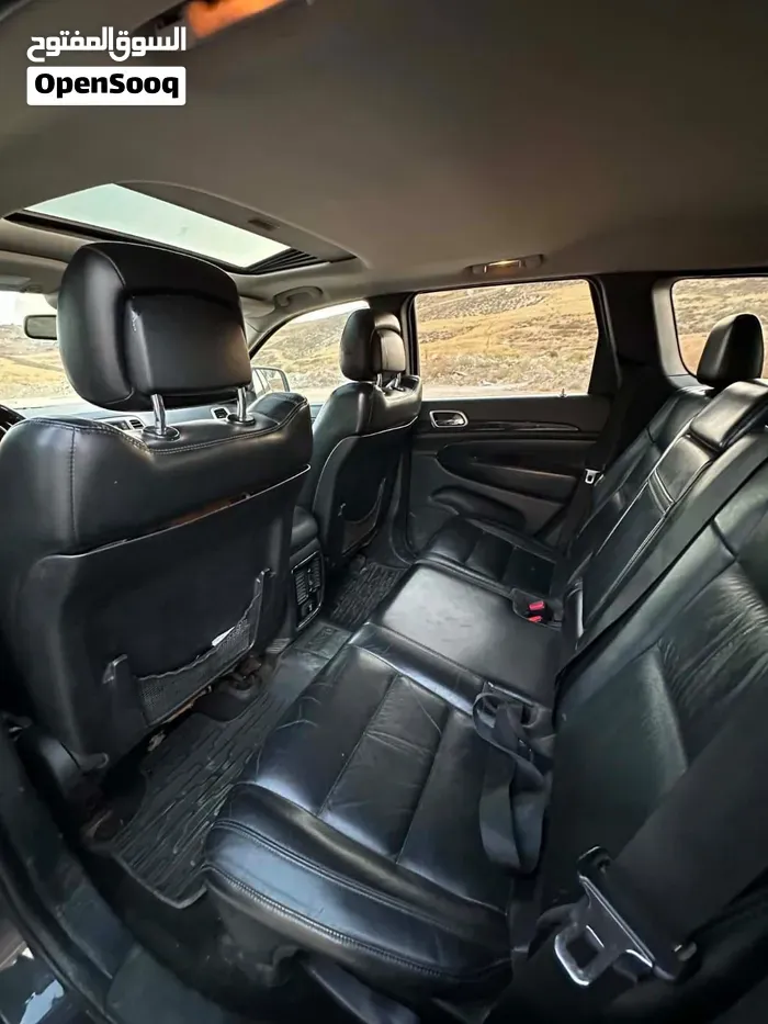 Jeep Grand Cherokee 2011 photo 4