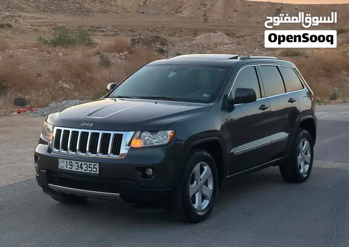 Jeep Grand Cherokee 2011 photo 2