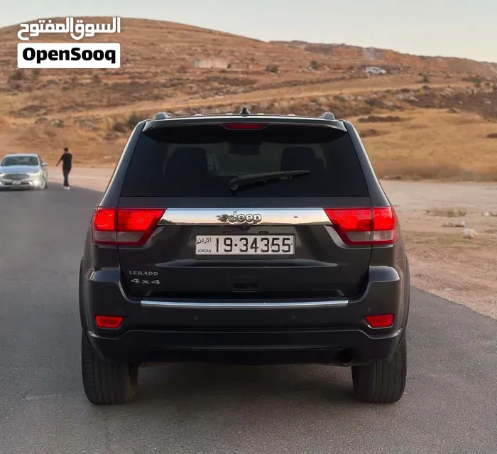Jeep Grand Cherokee 2011 photo 3