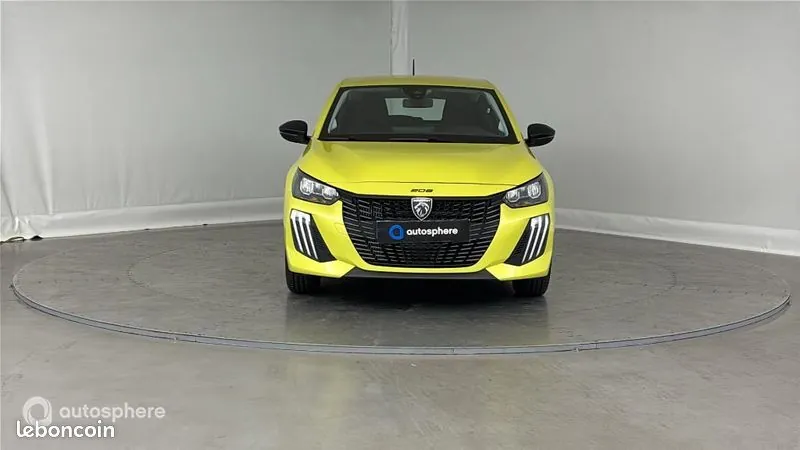 Peugeot 208 2024 photo 2
