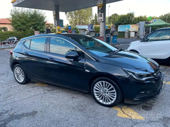 Opel Astra 2017 photo 2